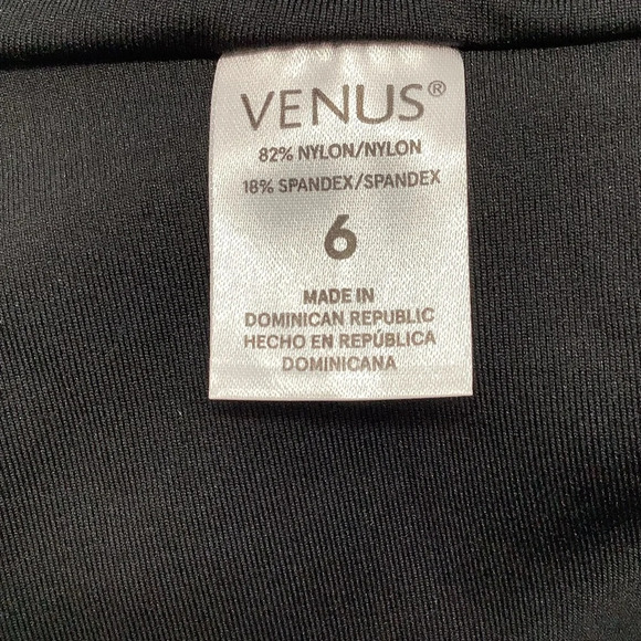 Venus Size 6 Colorblock Cutout Swimsuit One Piece Bathing Suit. New Without Tag - Picture 5 of 5